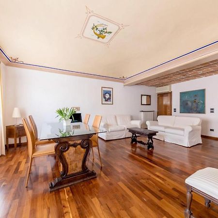 Apartament Royal Domus Perugia - Via Mazzini Zewnętrze zdjęcie