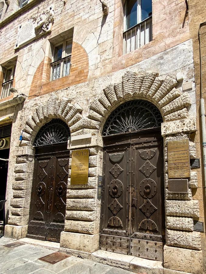 Apartament Royal Domus Perugia - Via Mazzini Zewnętrze zdjęcie