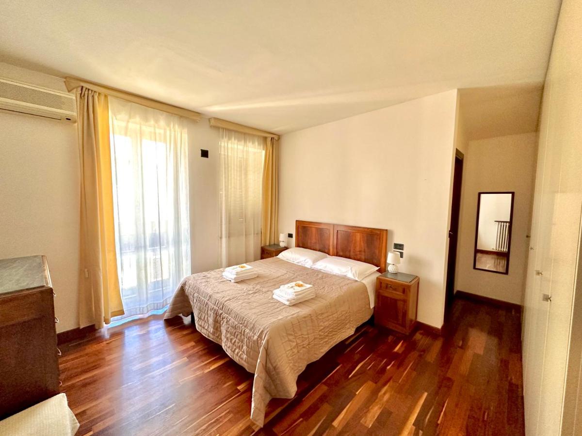 Apartament Royal Domus Perugia - Via Mazzini Zewnętrze zdjęcie